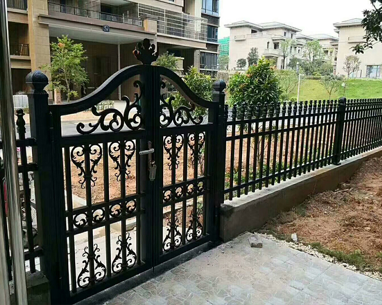 鋁護(hù)欄銷售
